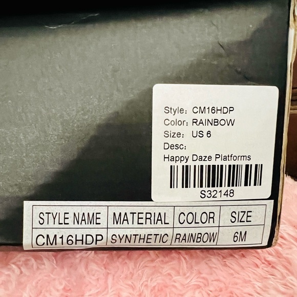 NIB Size 6 Dolls Kill Current Mood Happy Daze Platforms - Picture 14 of 16